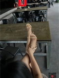 Mussgirl No.008 took photos of models' feet, but what about makeup artist Lulu's?(10)